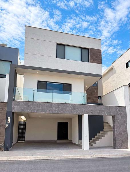CASA A ESTRENAR EN LINCÉS | PUERTA DE HIERRO