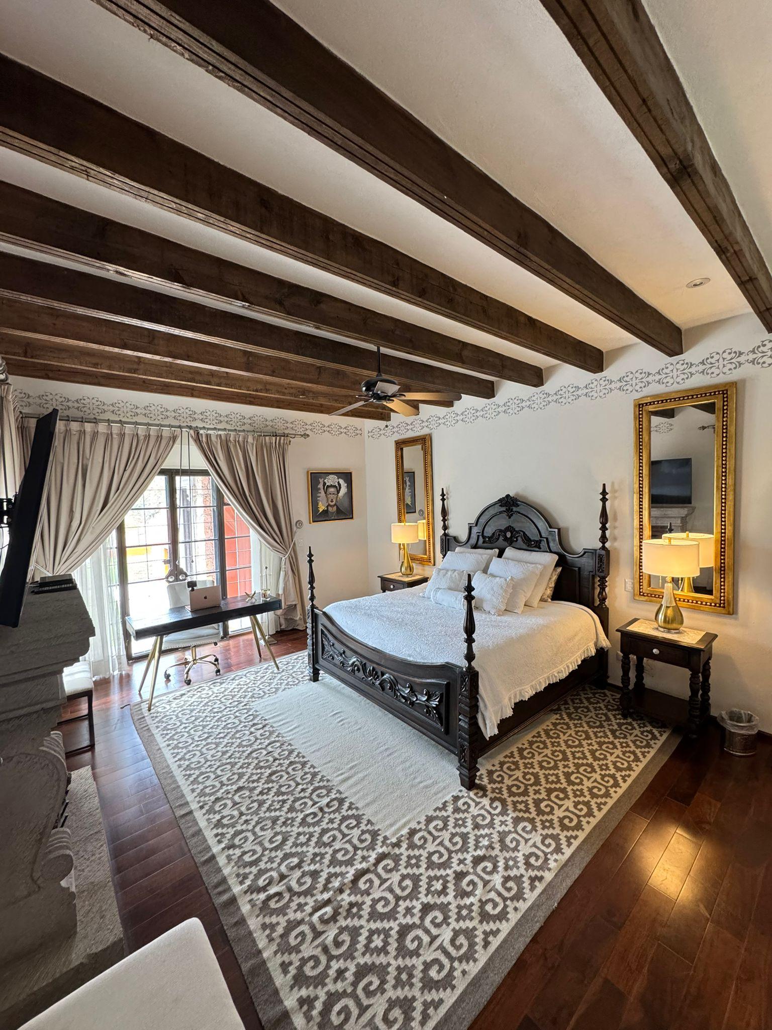 Casa de 5 Habitaciones en Renta en San Miguel de Allende | KC0292