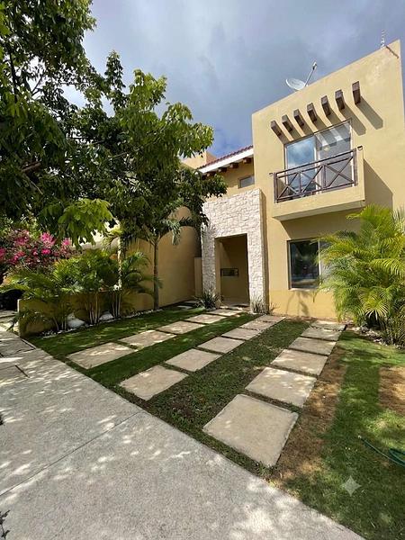 CASA AMUEBLADA EN VENTA📍FRACC. ALLEGRANZA, PLAYA DEL CARMEN