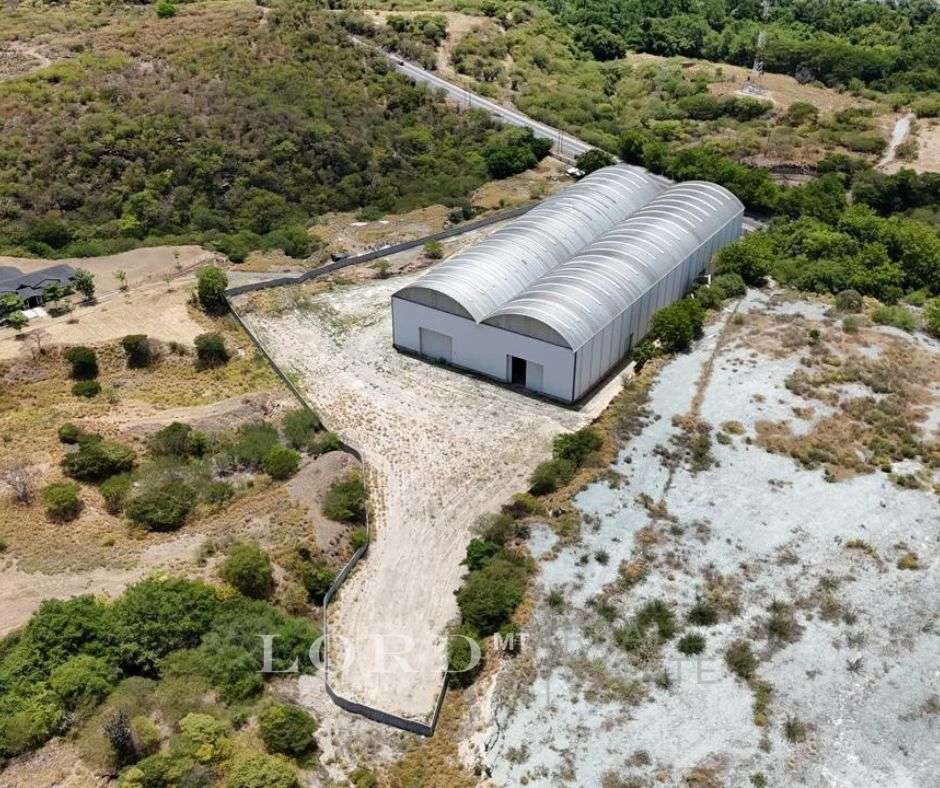 Bodega en renta El Rancho