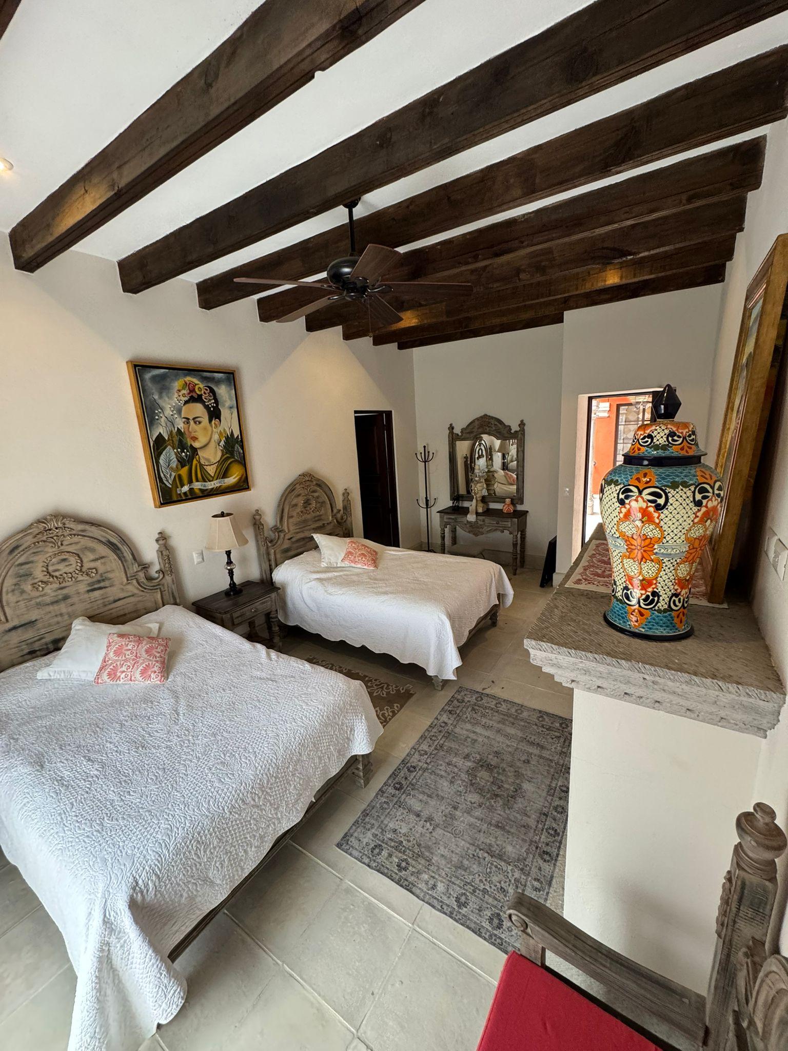 Casa de 5 Habitaciones en Renta en San Miguel de Allende | KC0292