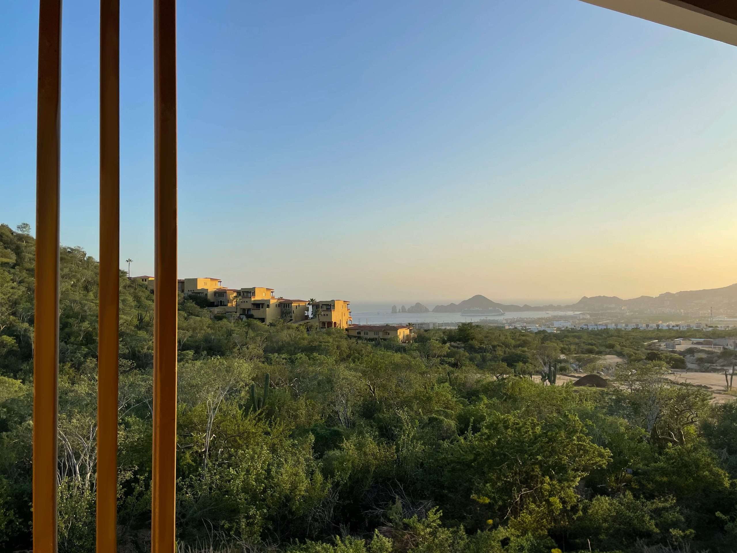 VENTA DE DEPARTAMENTO YAMETO EN CUMBRE DEL TEZAL, CABO SAN LUCAS
