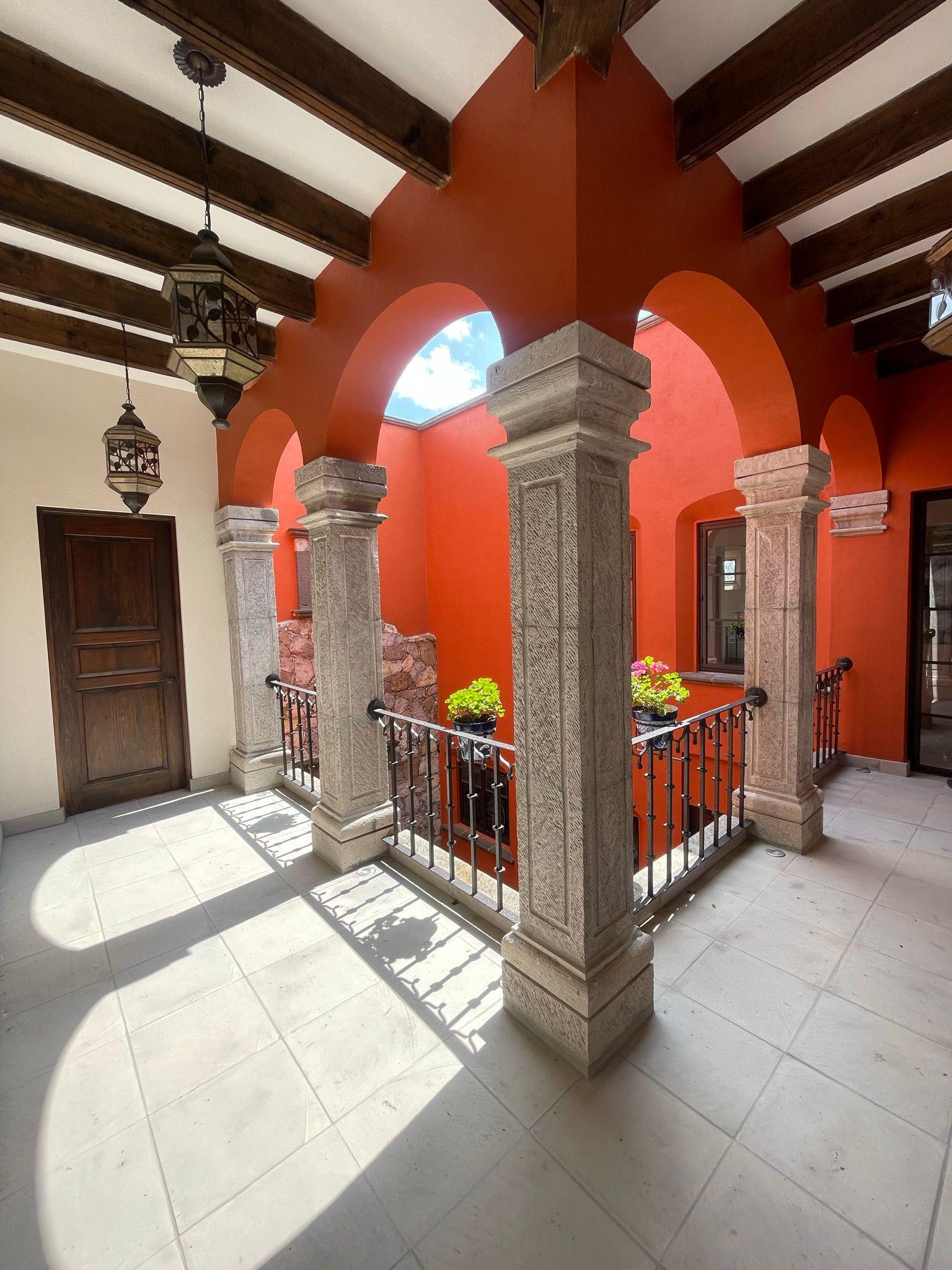 Casa de 5 Habitaciones en Renta en San Miguel de Allende | KC0292