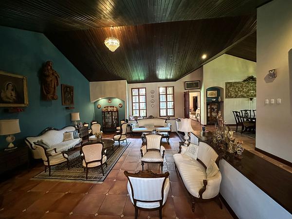 VENTA CASA DENTRO DEL CASCO DE LA ANTIGUA