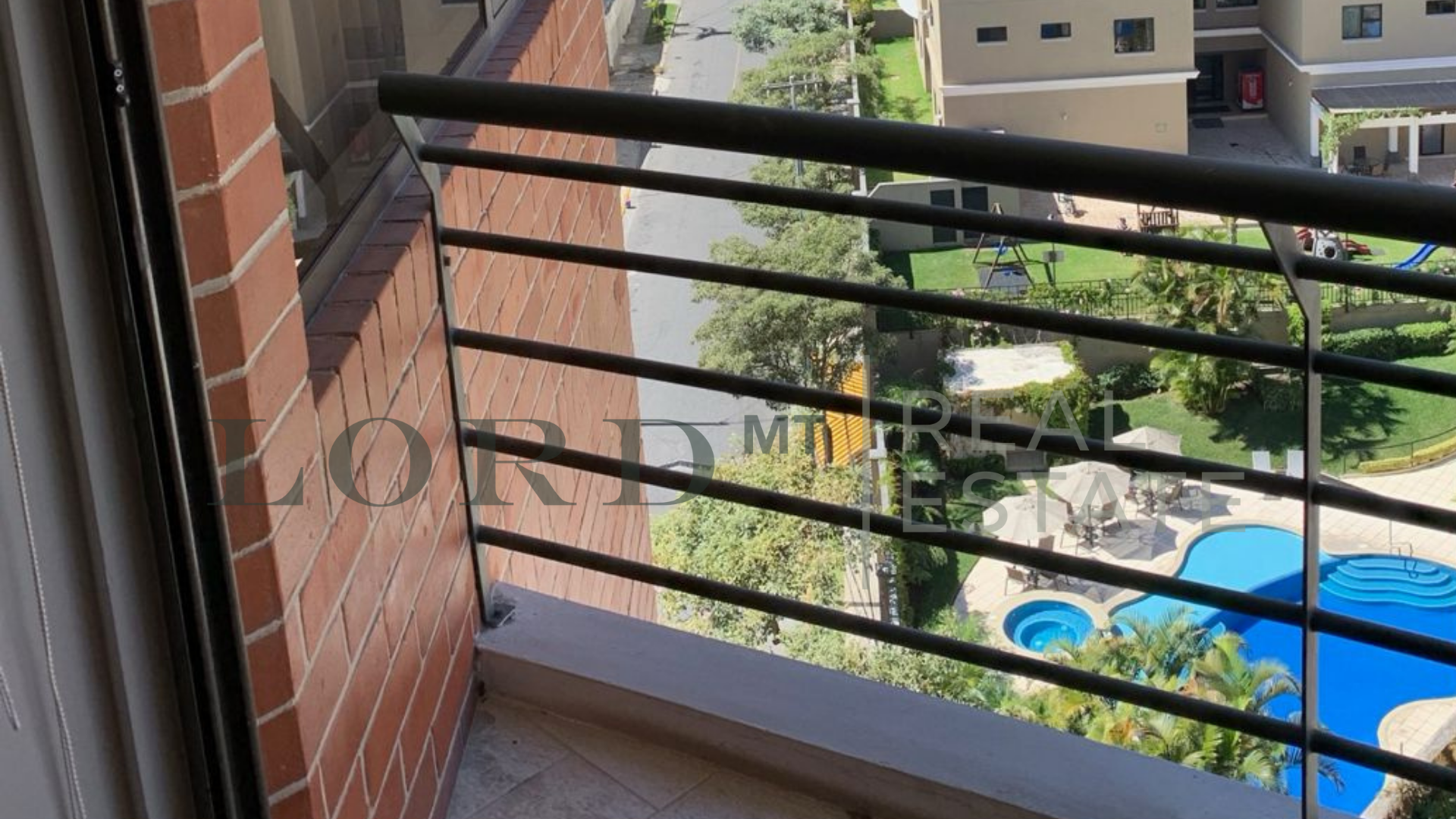 Venta de apartamento en Plenum zona 14