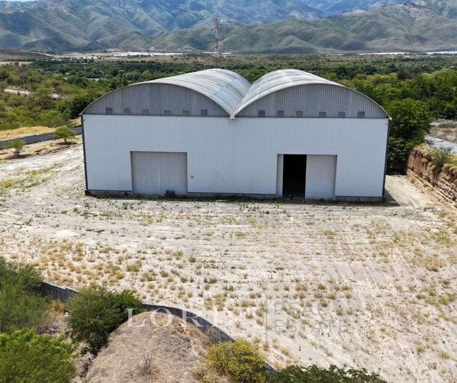 Bodega en renta El Rancho